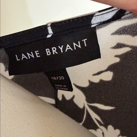 Lane Bryant Black and White Floral Wrap Midi Dress - Picture 10 of 11